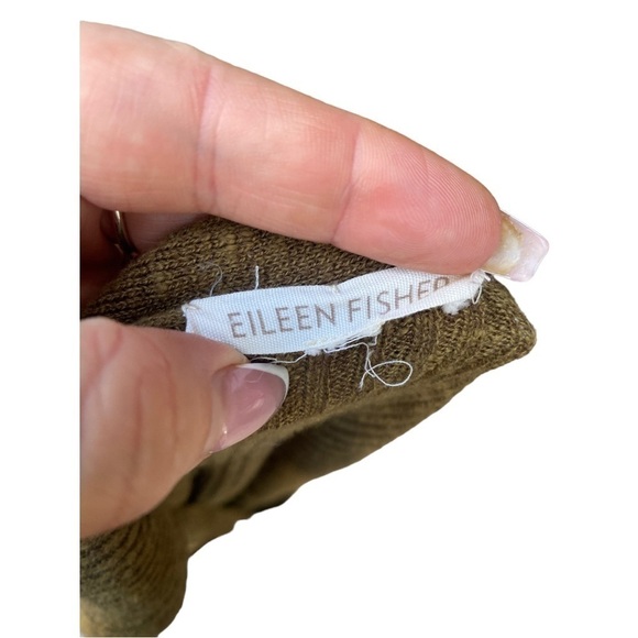 Eileen Fisher Olive Light Sweater Vest I Size: Petite 2/4P - Picture 4 of 16